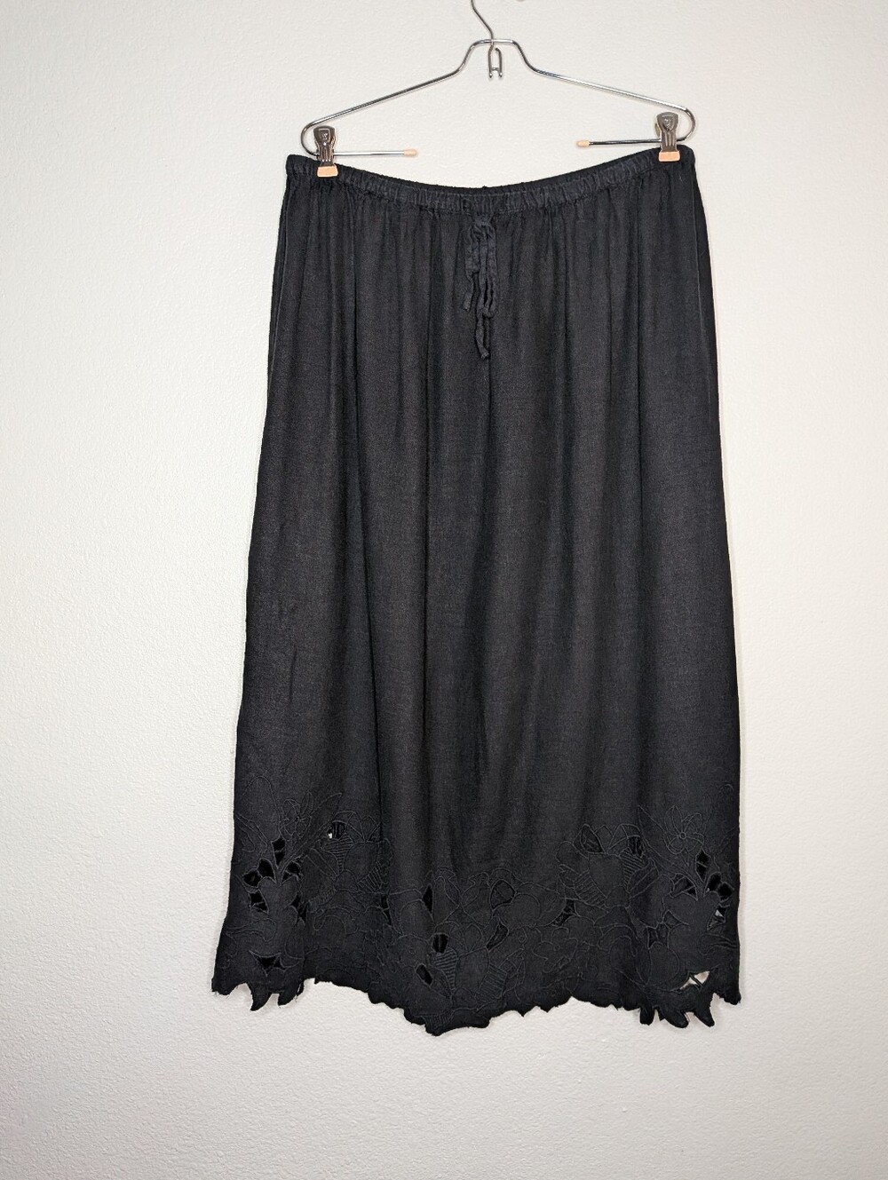 Universal Thread Black Witchy Fairy Grunge Linen Mix Floral Cutout Midi Skirt L